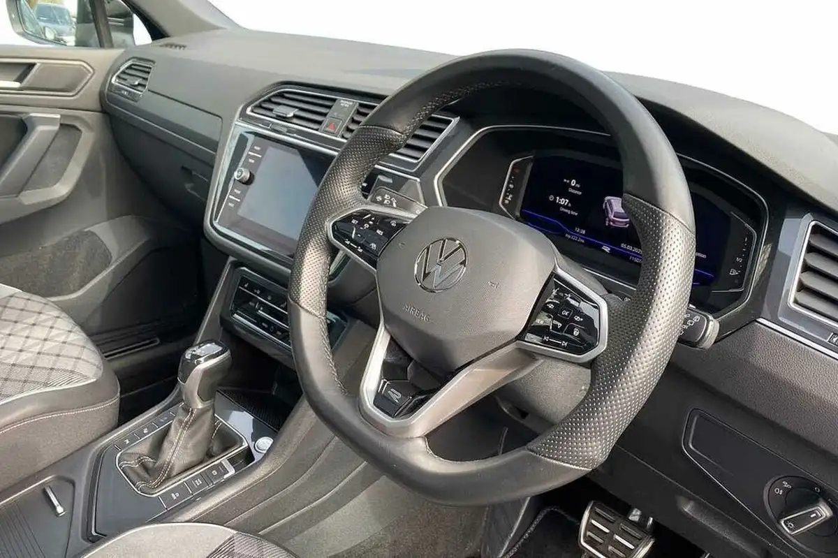2022-volkswagen-tiguan-20tdi-r-line-150ps-big-5