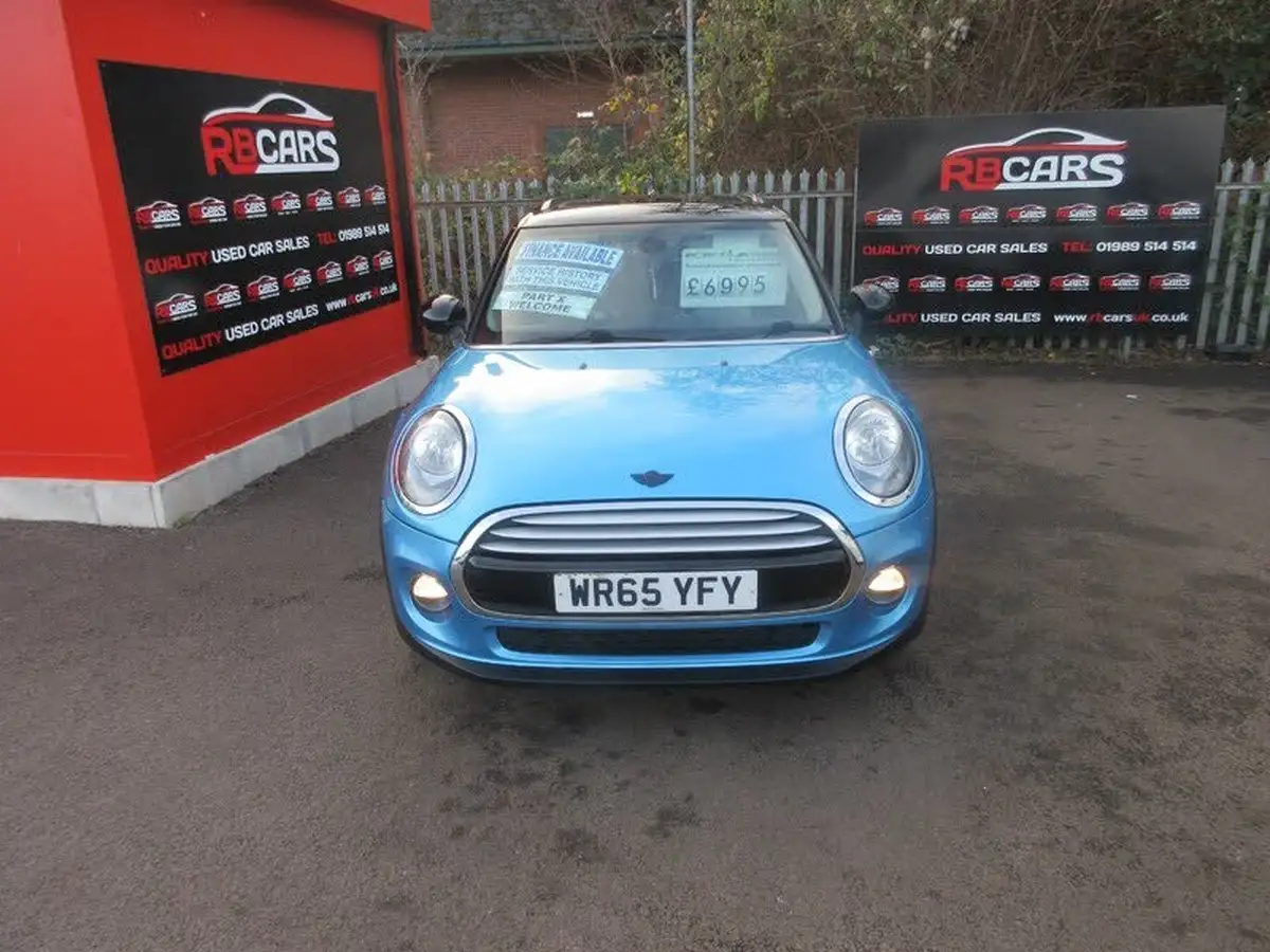 2015-mini-cooper-15-cooper-5d-big-1