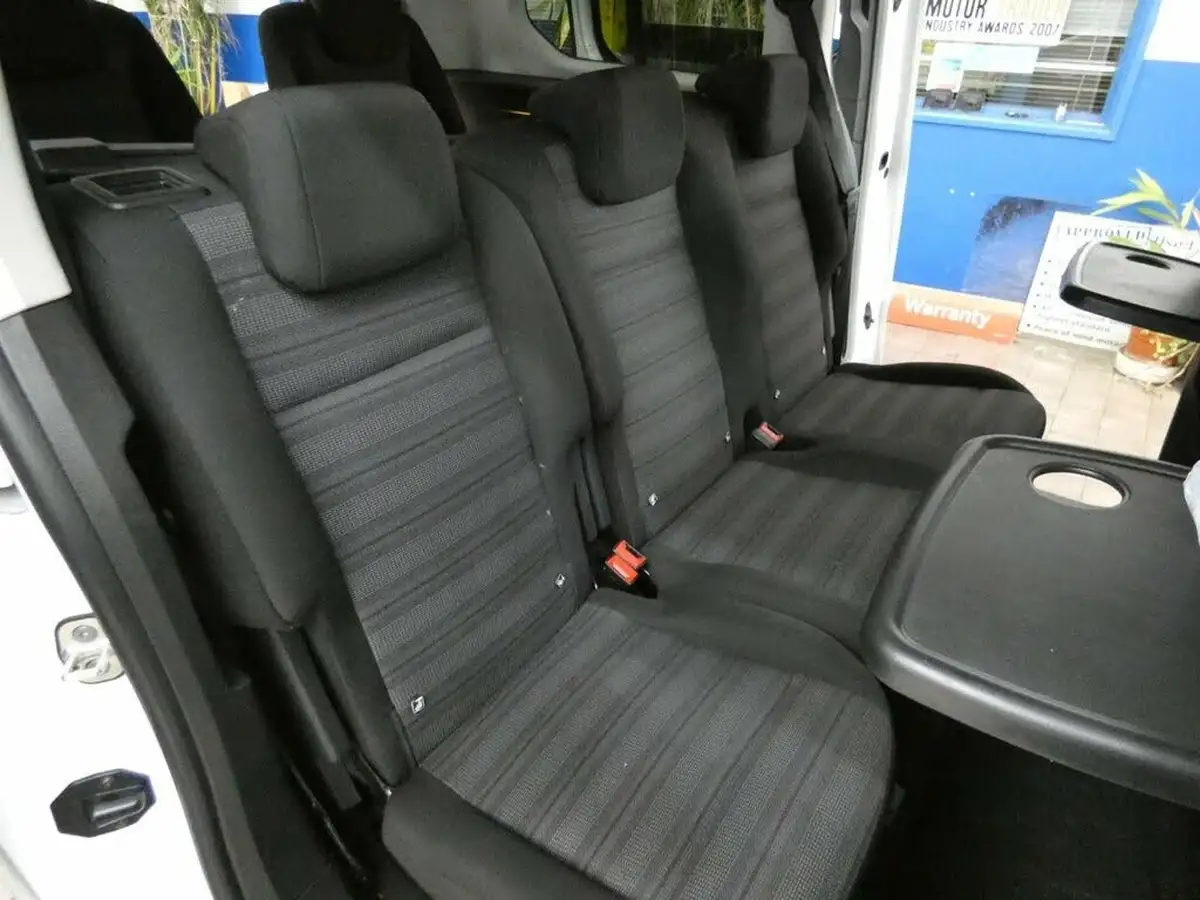 2021-vauxhall-combo-life-15-se-xl-100ps-big-44