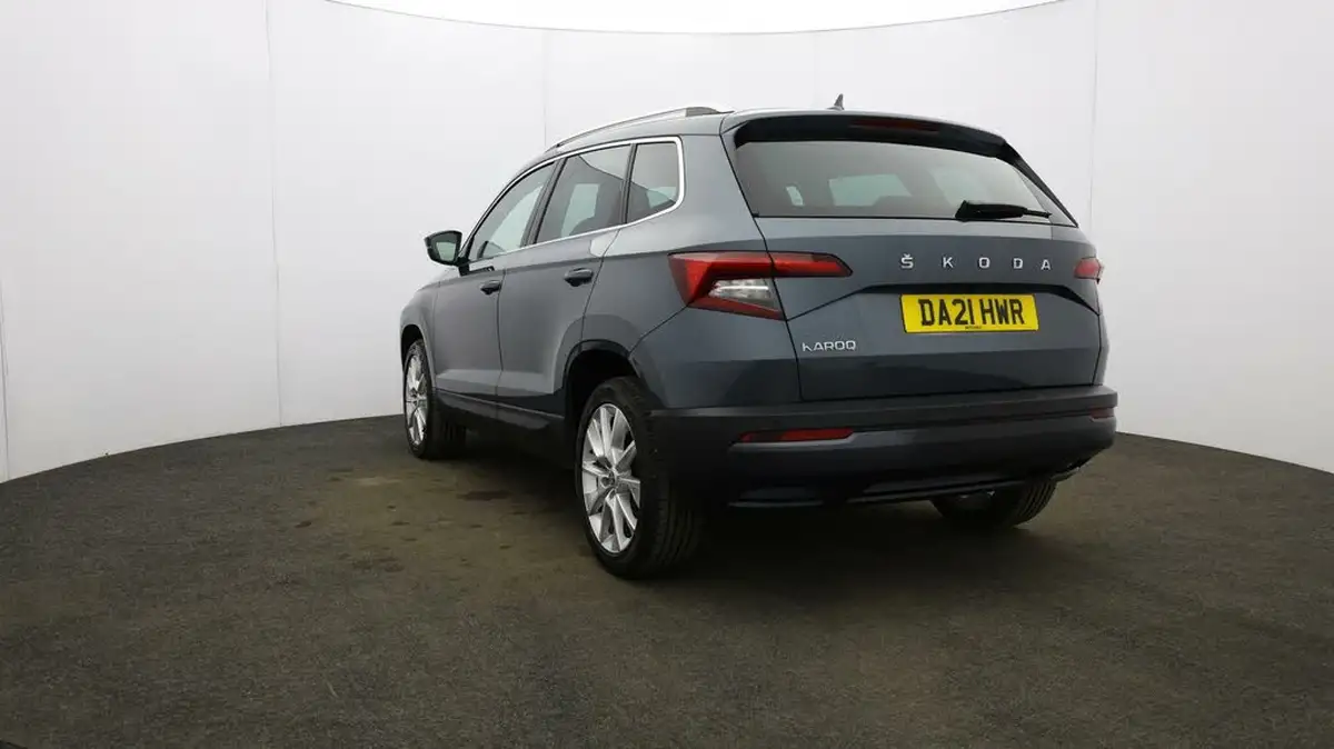 2021-skoda-karoq-15-tsi-se-l-dsg-big-41