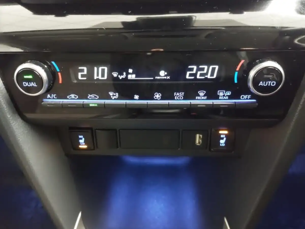2022-toyota-yaris-cross-15-vvt-i-excel-awd-i-big-11