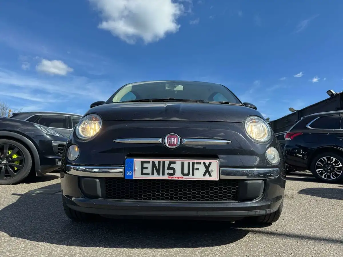2015-fiat-500-12-pop-star-big-19