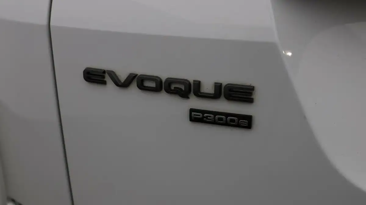 2021-land-rover-range-rover-evoque-15-p300e-r-dynamic-s-big-21