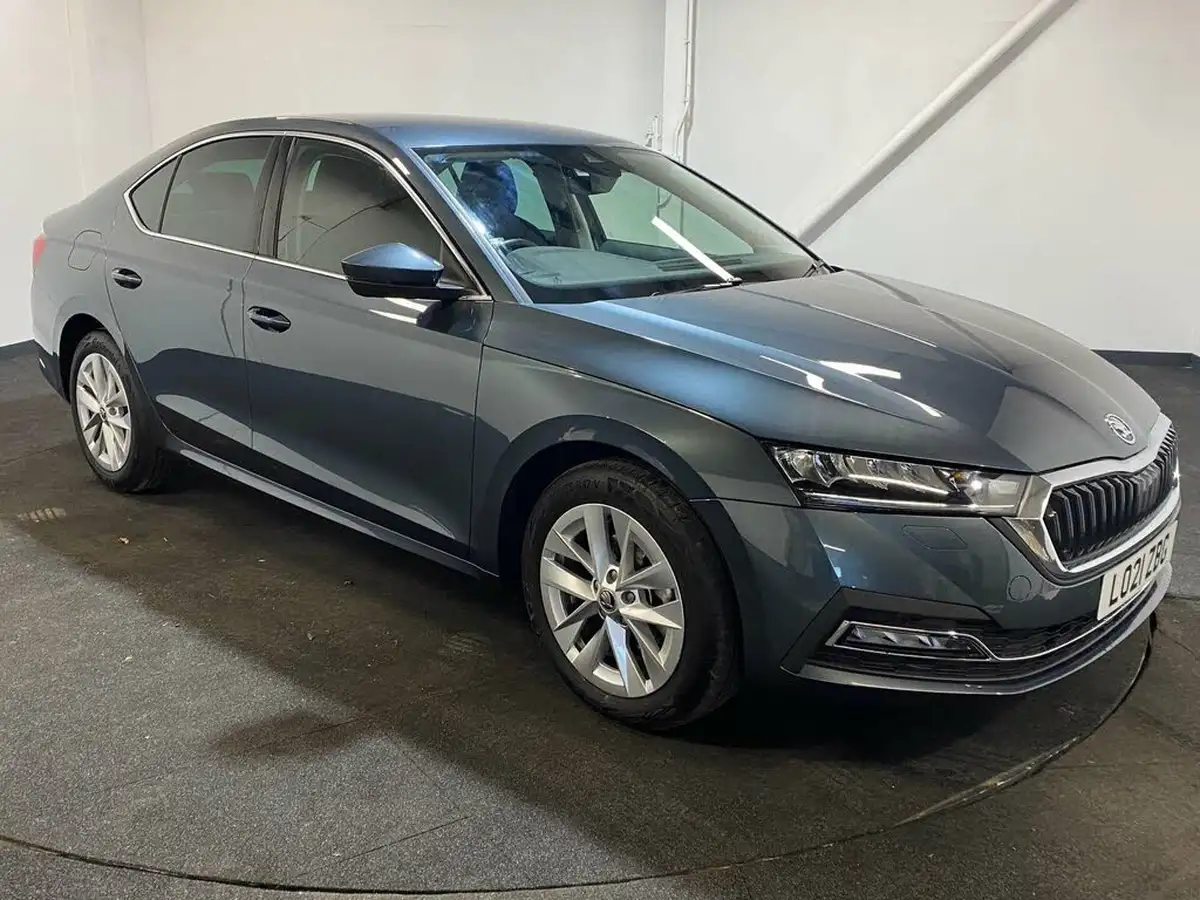 2021-skoda-octavia-15-tsi-e-tec-se-l-hatchback-big-8
