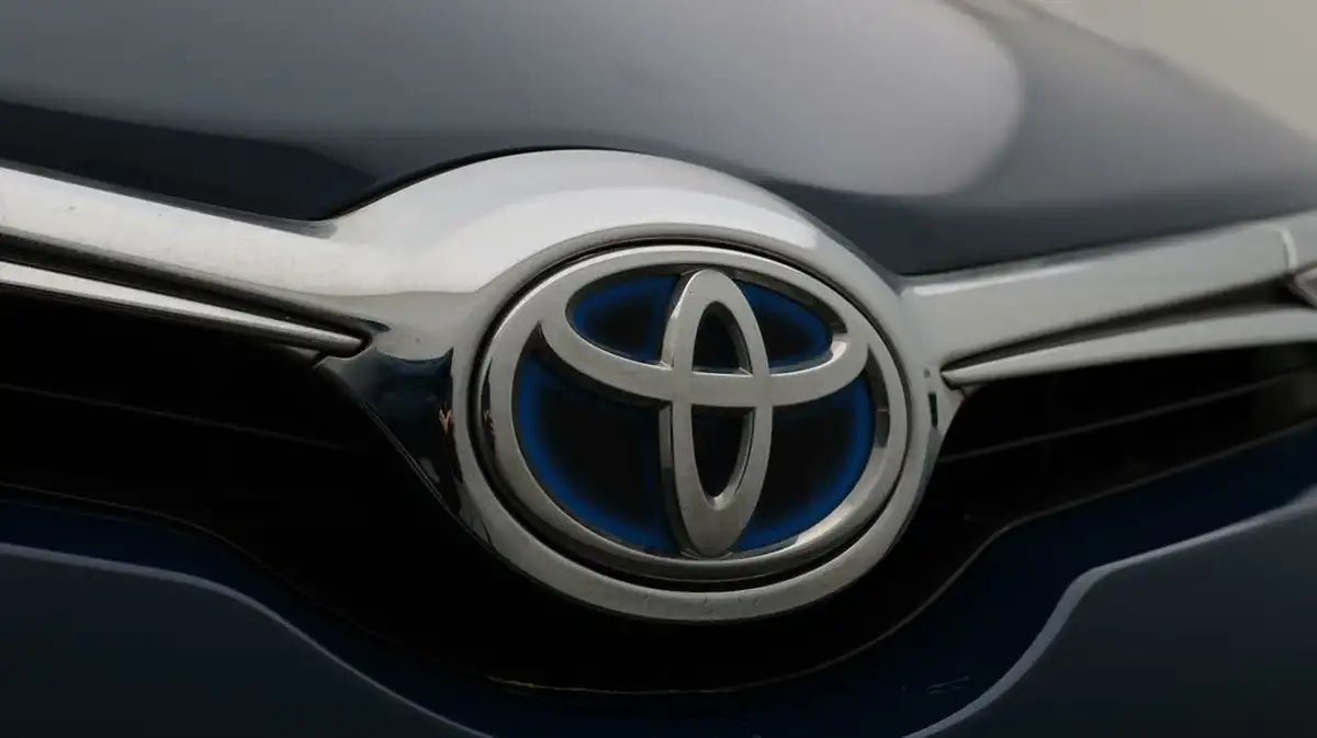 2017-toyota-auris-18-vvt-i-hsd-business-edition-tss-hatchback-big-23