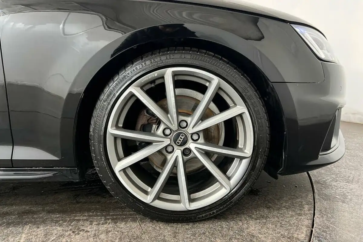 2019-audi-a4-20-35-tfsi-black-edition-big-13