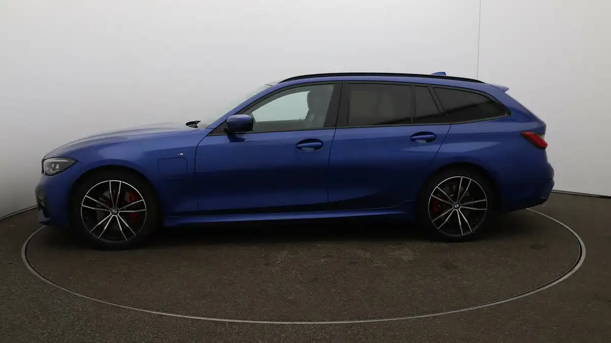 2021-bmw-3-series-20-330e-m-sport-touring-5d-big-56