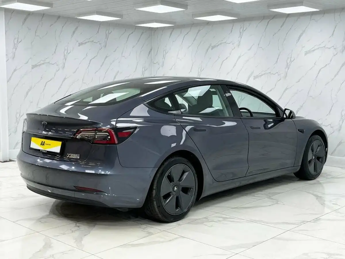 2020-tesla-model-3-e-standard-plus-big-12