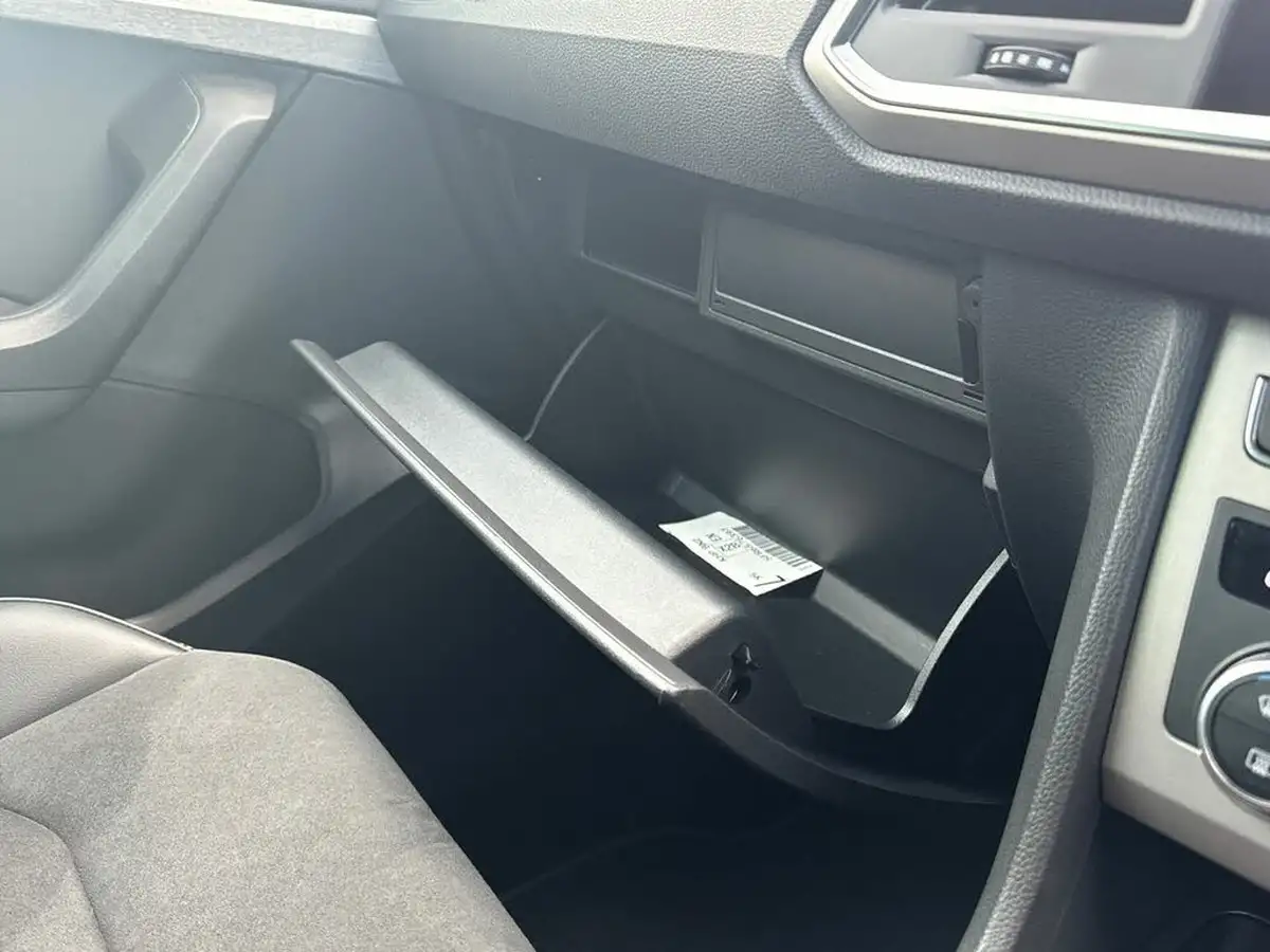 2024-seat-ateca-15-ecotsi-xperience-dsg-big-33