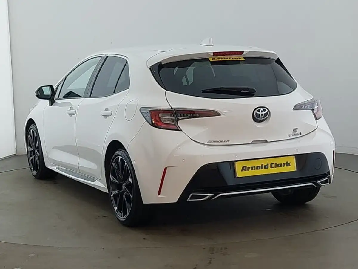 2023-toyota-corolla-18-vvt-i-gr-sport-138bhp-hatchback-big-1