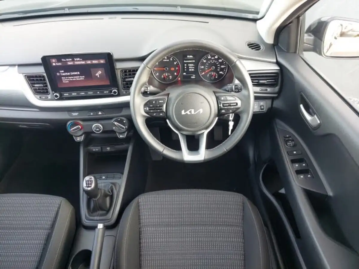 2022-kia-stonic-10-t-gdi-2-big-6