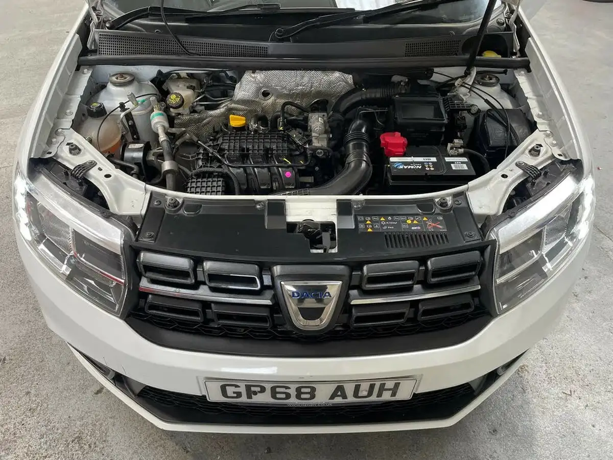 2019-dacia-sandero-10-sce-essential-big-10