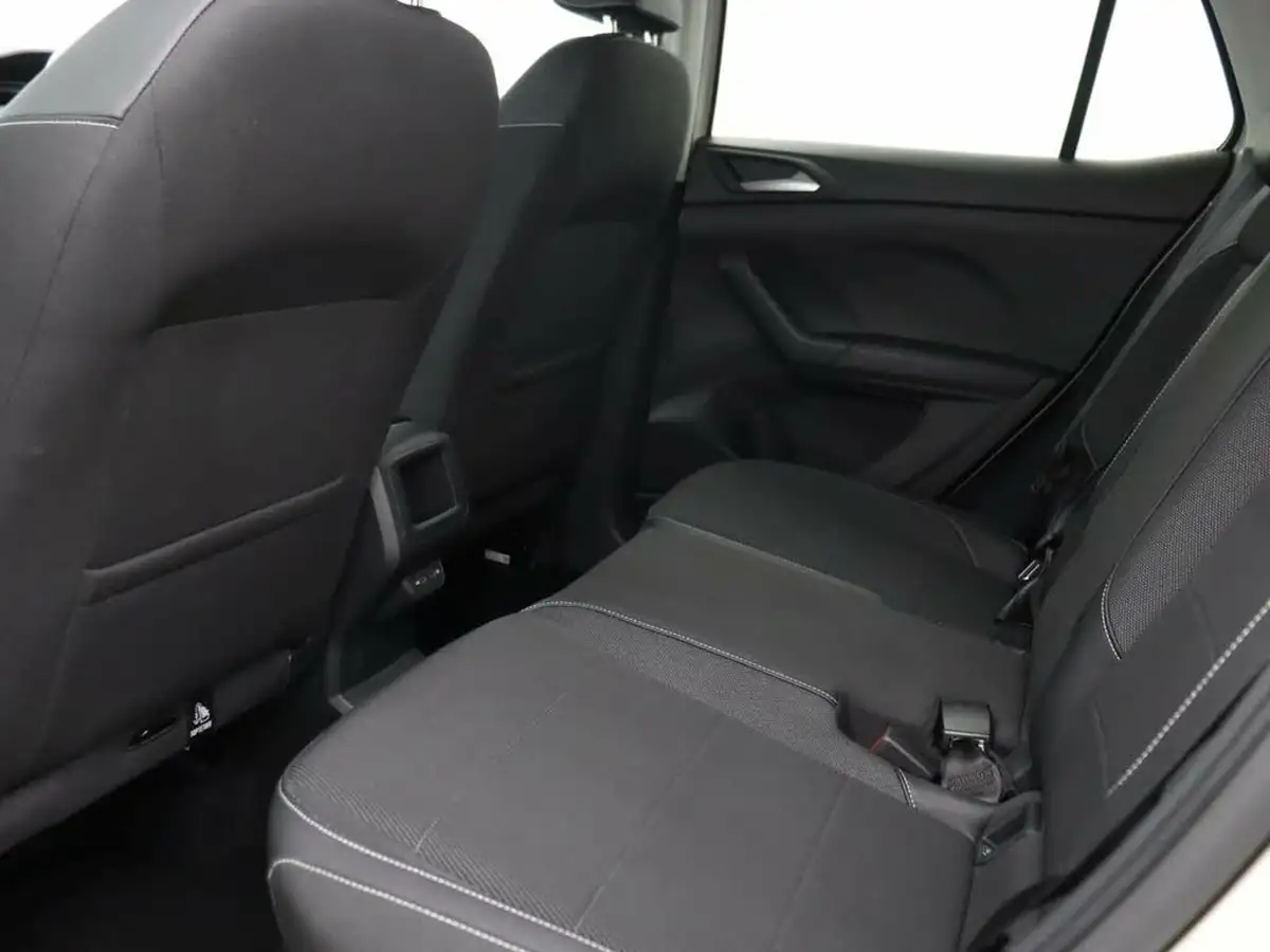 2023-volkswagen-t-cross-10-tsi-black-edition-110ps-big-16