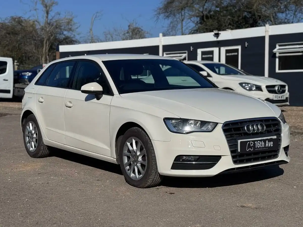 2013-audi-a3-20-tdi-se-sportback-5d-1968cc-big-3