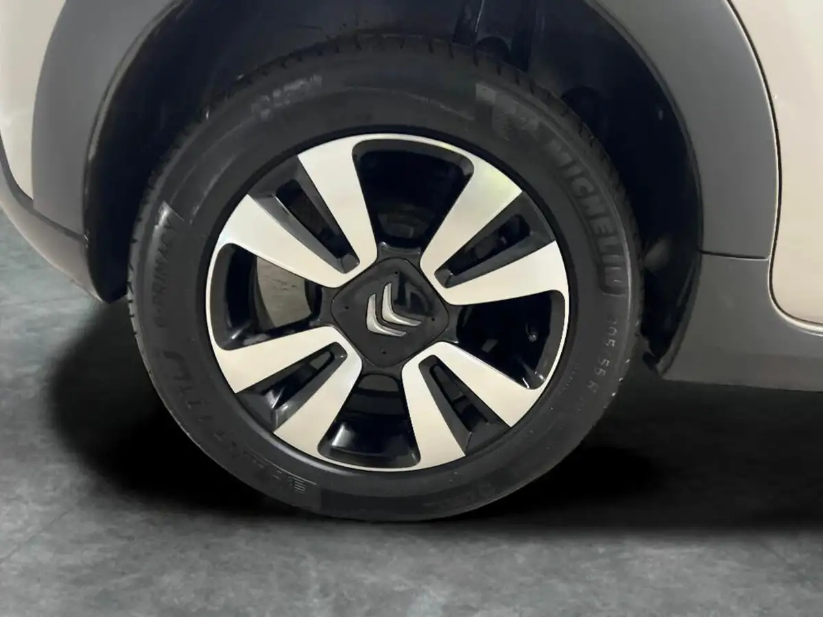 2022-citroen-c3-12-puretech-c-series-big-32