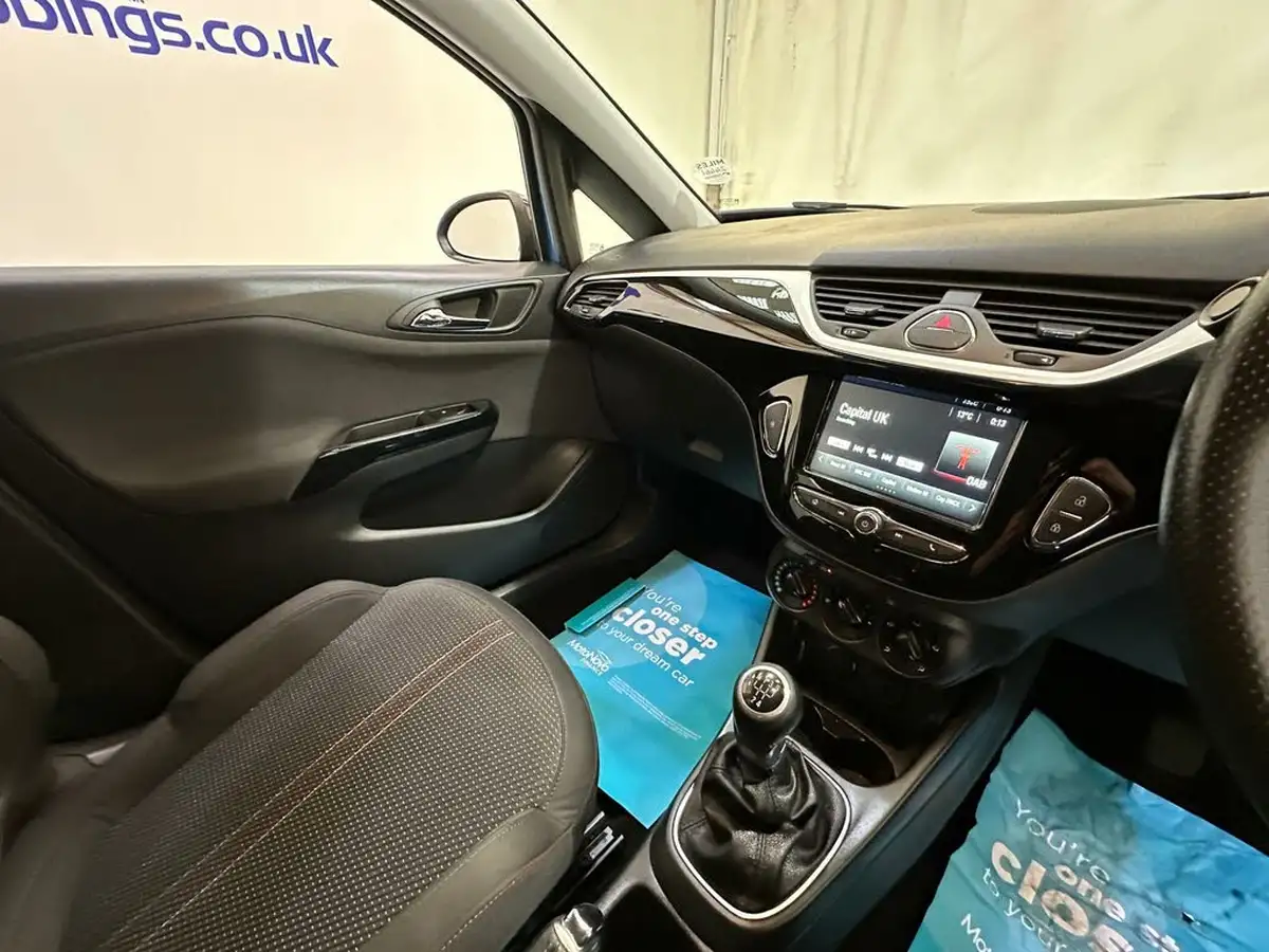2019-vauxhall-corsa-14i-sri-vx-line-nav-black-90ps-5d-big-15