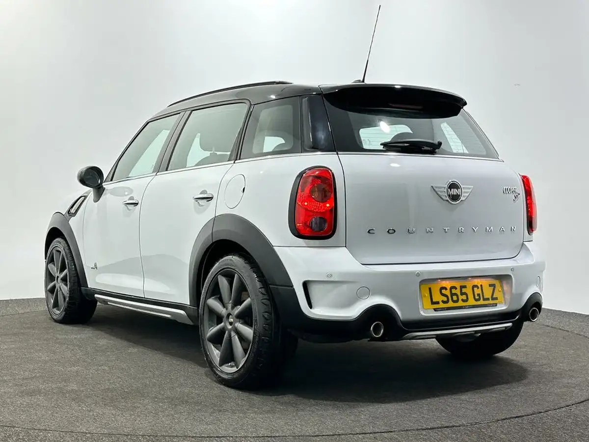 2015-mini-countryman-20td-cooper-sd-143bhp-all4-big-40