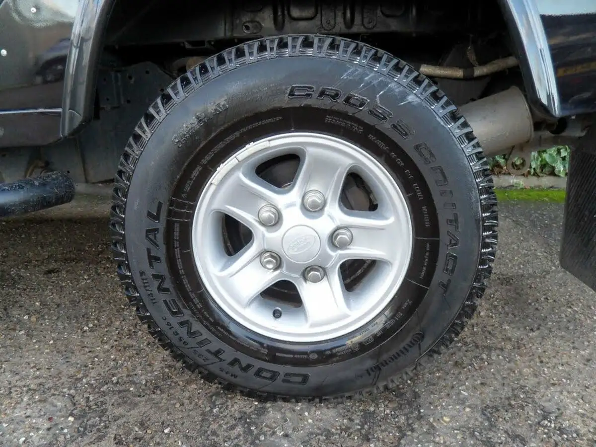 2014-land-rover-110-defender-22td-xs-station-wagon-5-drs-big-36