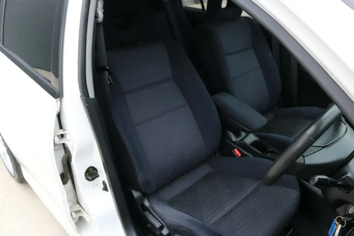 2002-mitsubishi-lancer-big-39