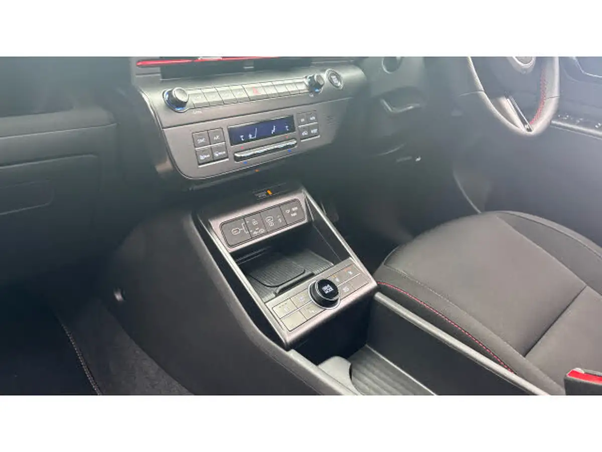 2025-hyundai-kona-big-12