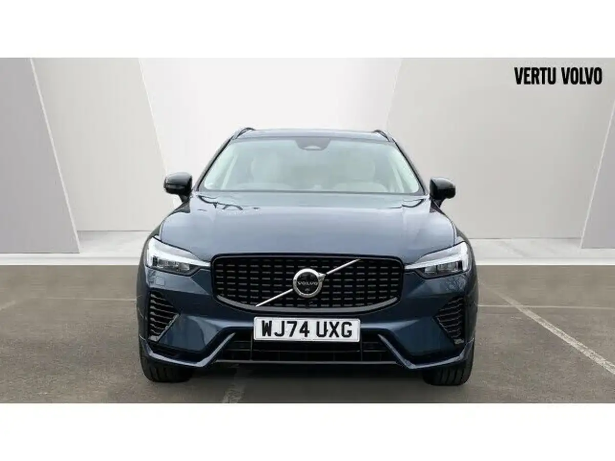 2024-volvo-xc60-20-t8-ultimate-dark-big-11
