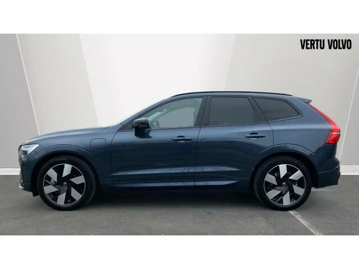 2024-volvo-xc60-20-t8-ultimate-dark-big-7