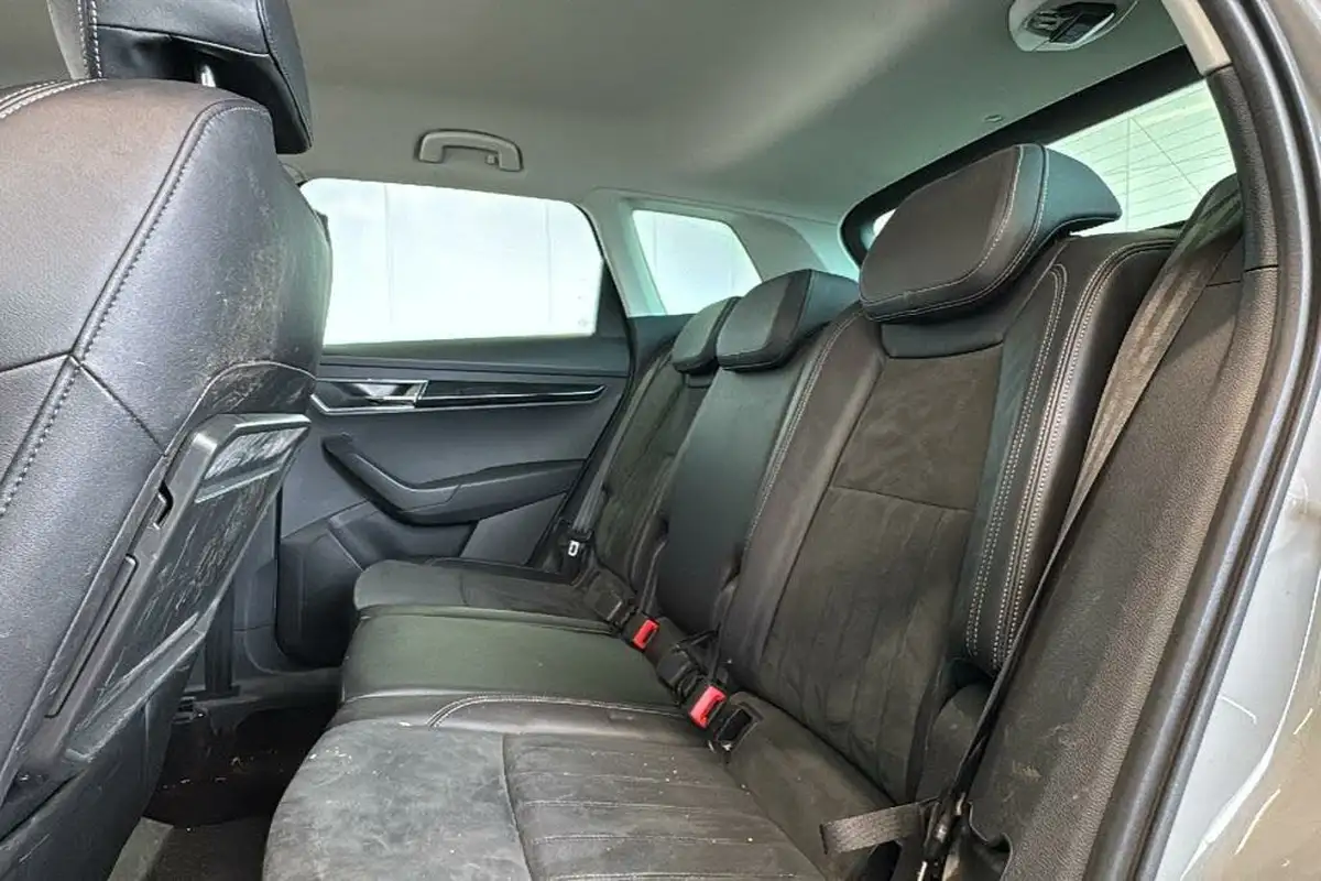 2019-skoda-karoq-16tdi-se-l-dsg-big-9