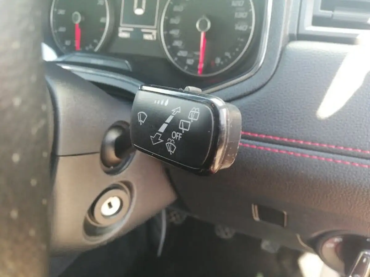 2019-seat-ibiza-10-tsi-fr-95ps-big-10