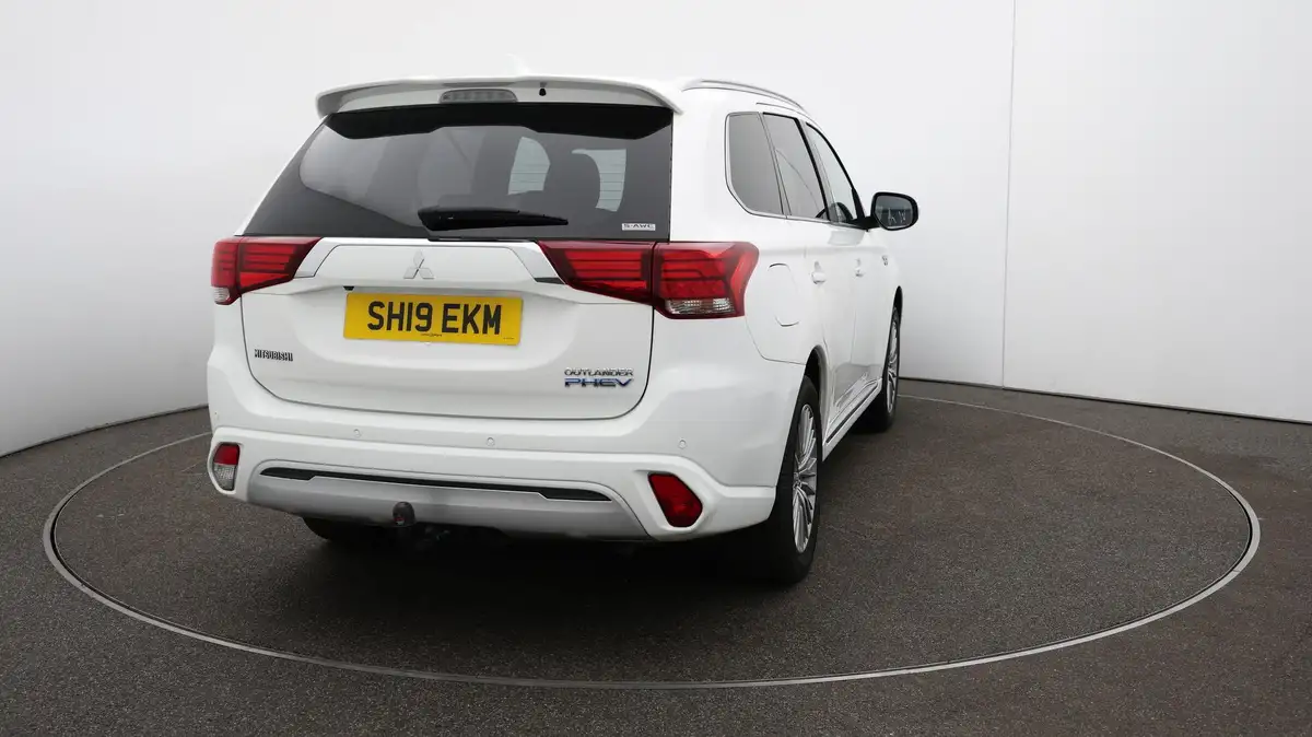 2019-mitsubishi-outlander-24-4h-phev-big-48