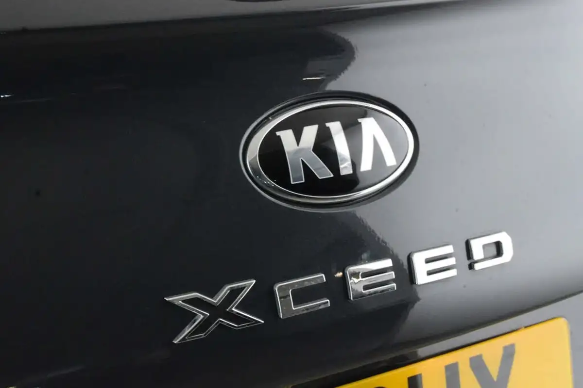 2021-kia-xceed-16crdi-3-48v-mhev-big-8