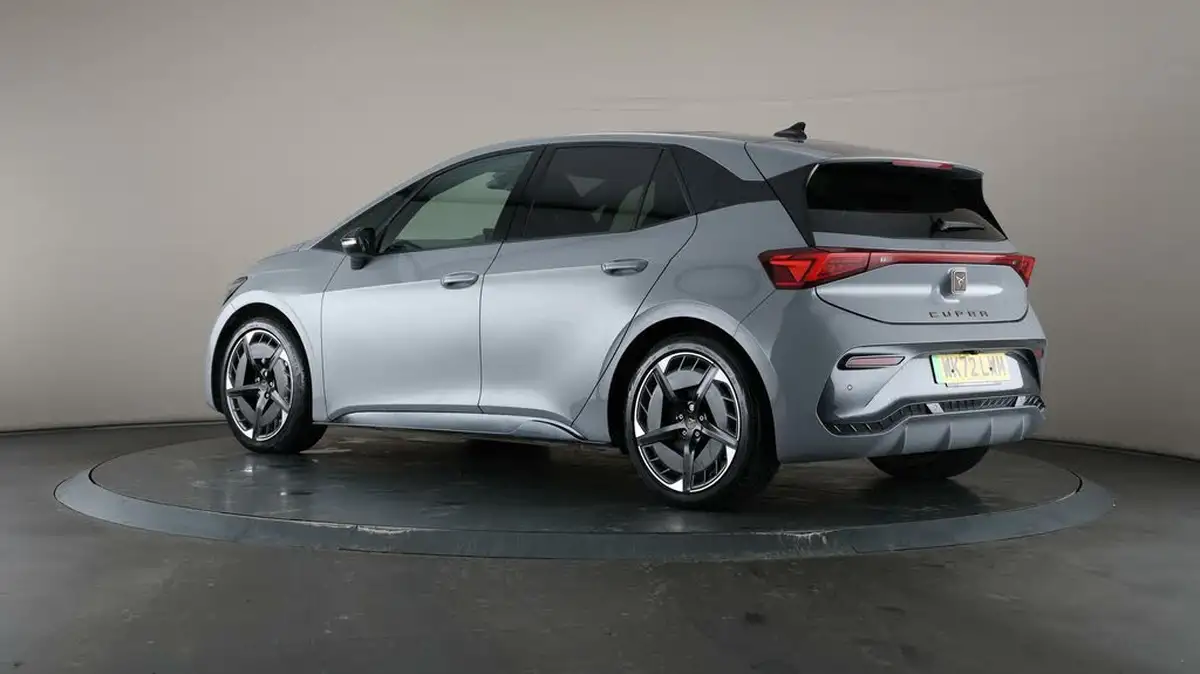 2022-cupra-born-e-v3-204ps-58kwh-big-67