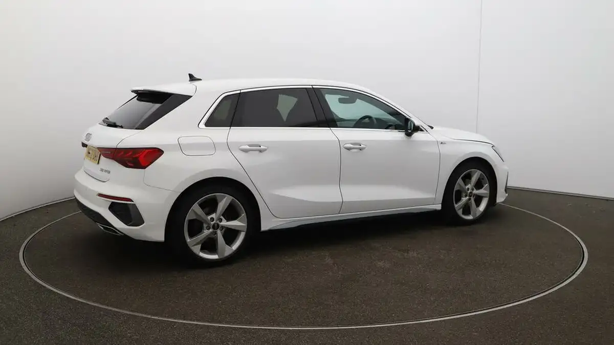 2022-audi-a3-15-35-tfsi-s-line-sportback-5d-big-44