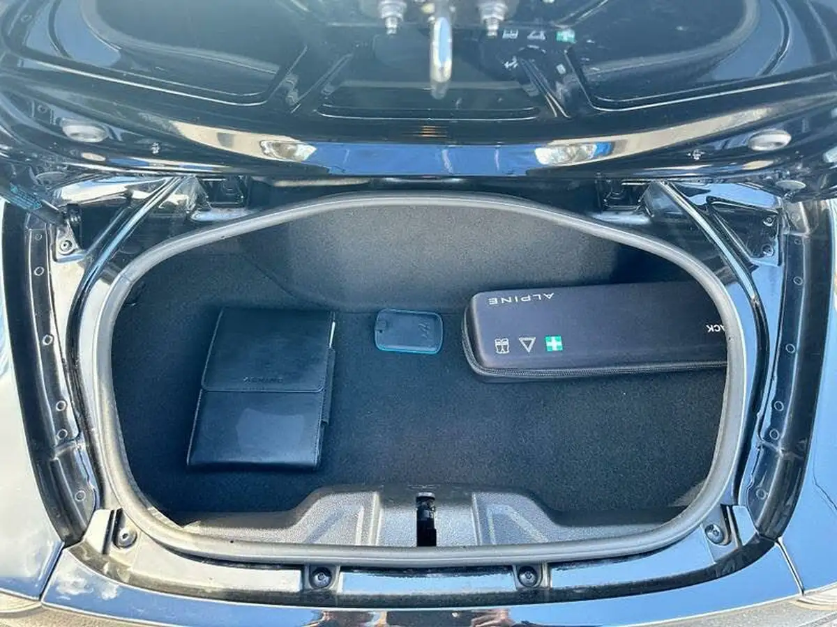 2022-alpine-a110-18-t-no-trim-big-57