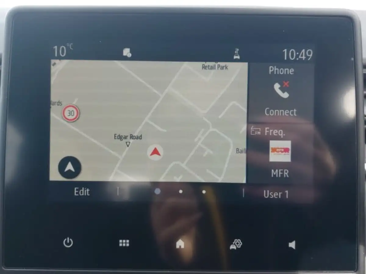 2022-renault-captur-13-tce-iconic-edition-big-10