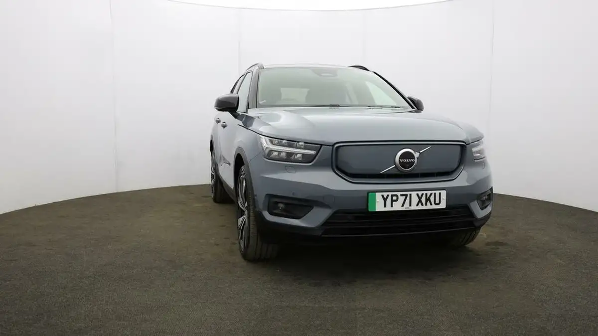2021-volvo-c40-e-twin-recharge-pro-big-30