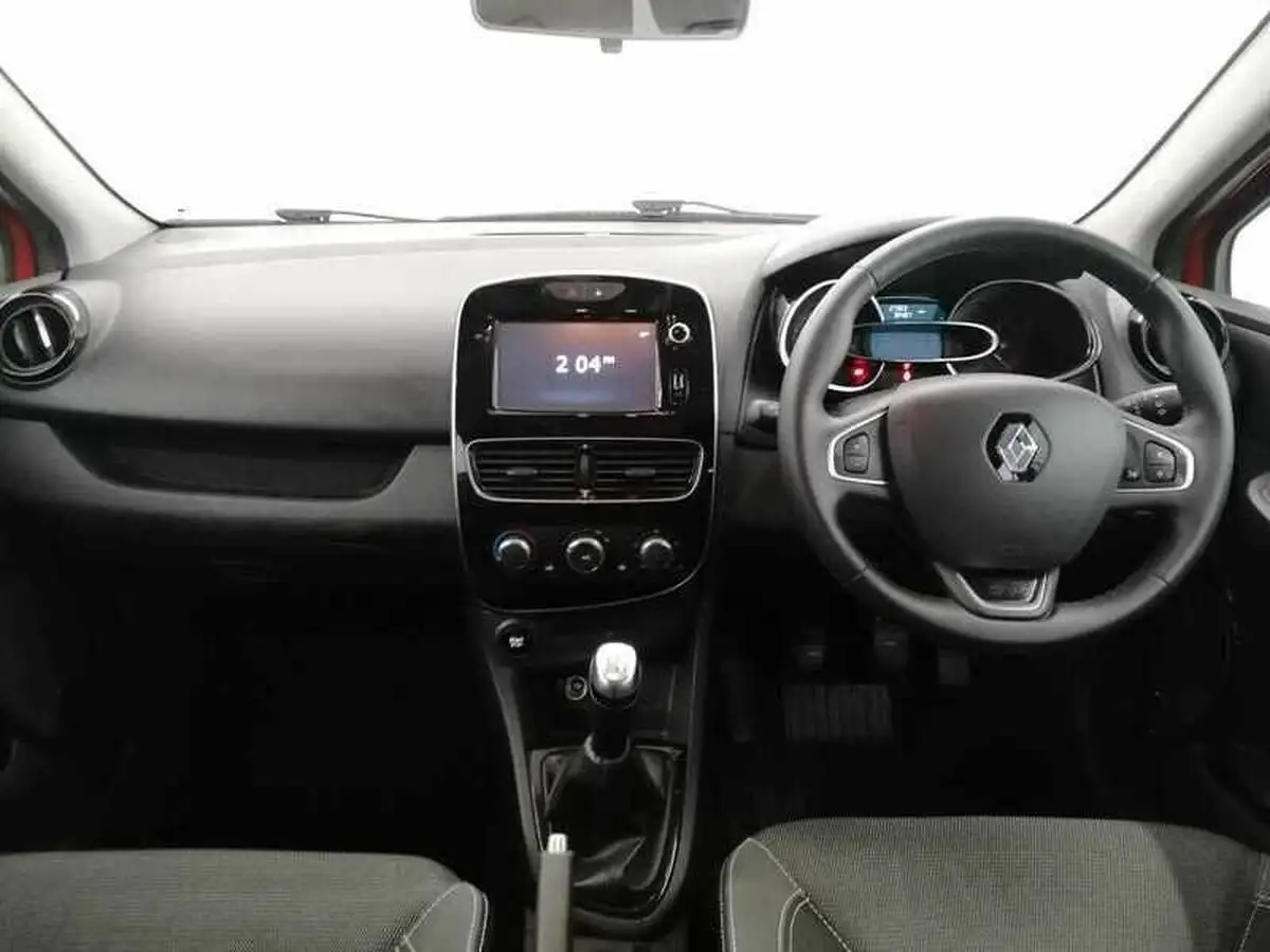 2018-renault-clio-09-tce-dynamique-nav-big-15