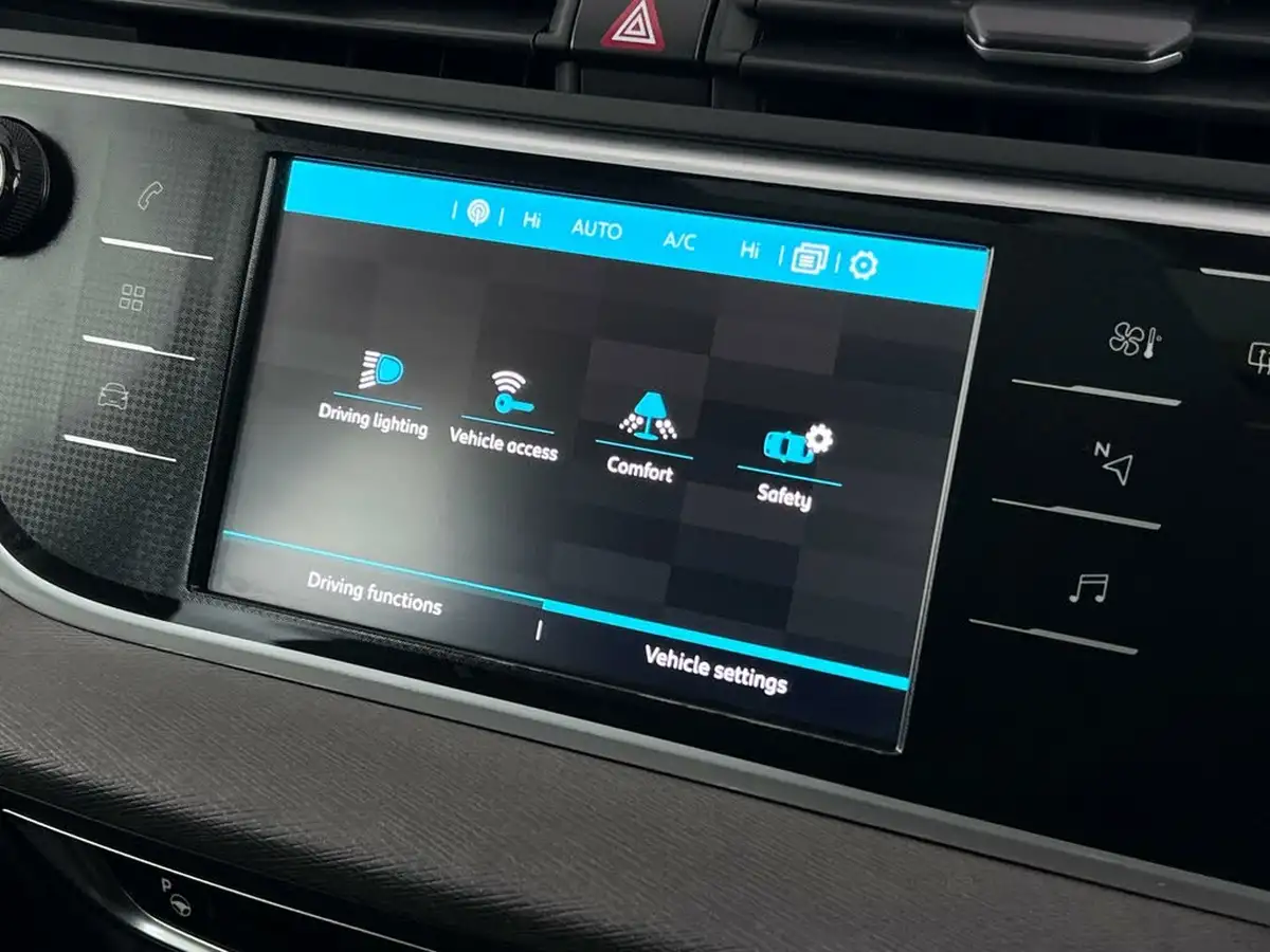 2018-citroen-grand-c4-spacetourer-12-puretech-flair-big-25