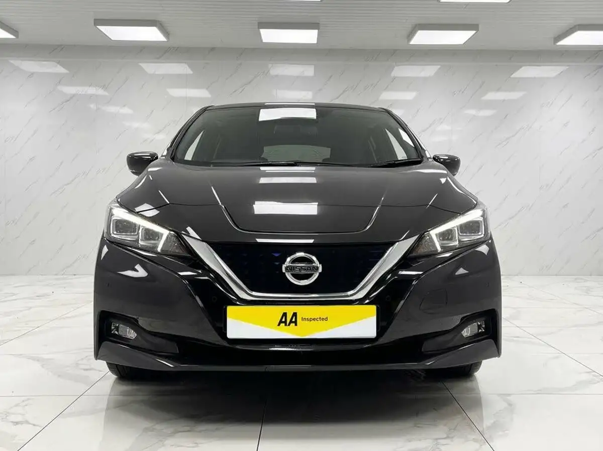 2021-nissan-leaf-e-tekna-big-2