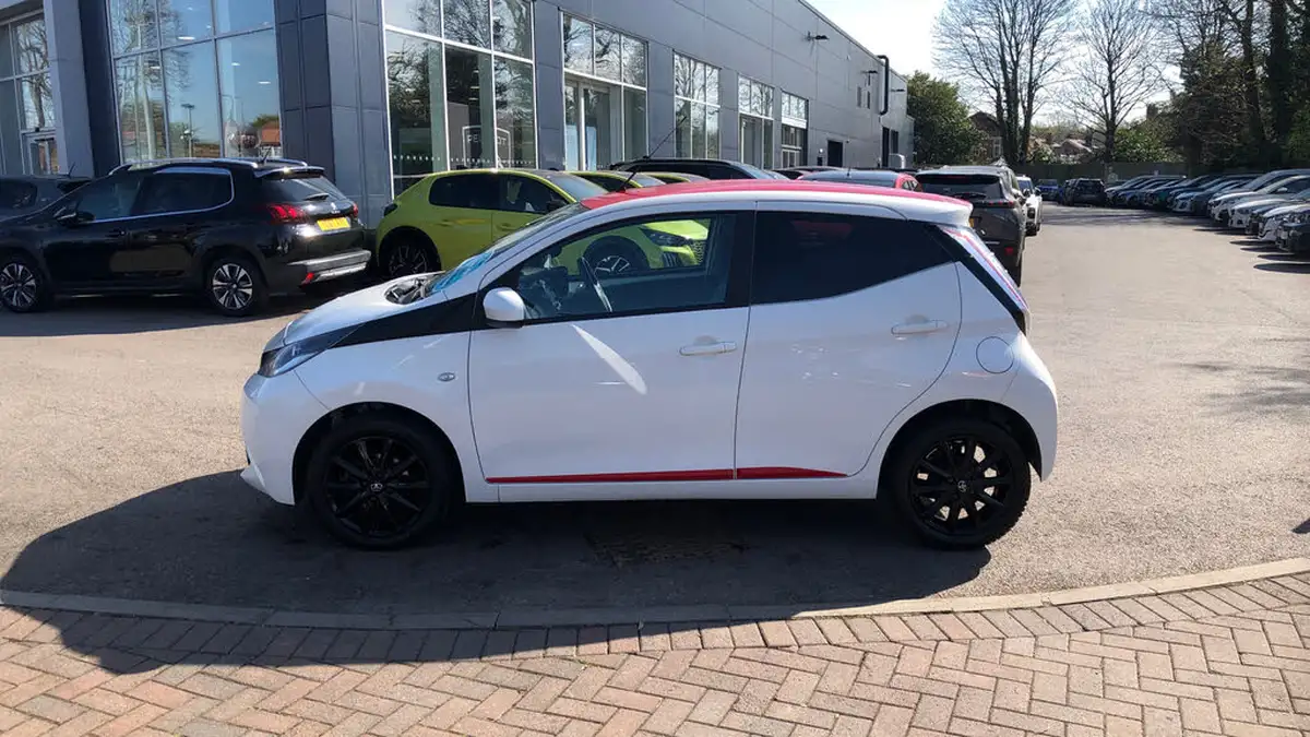2018-toyota-aygo-10-vvt-i-x-press-71bhp-big-5