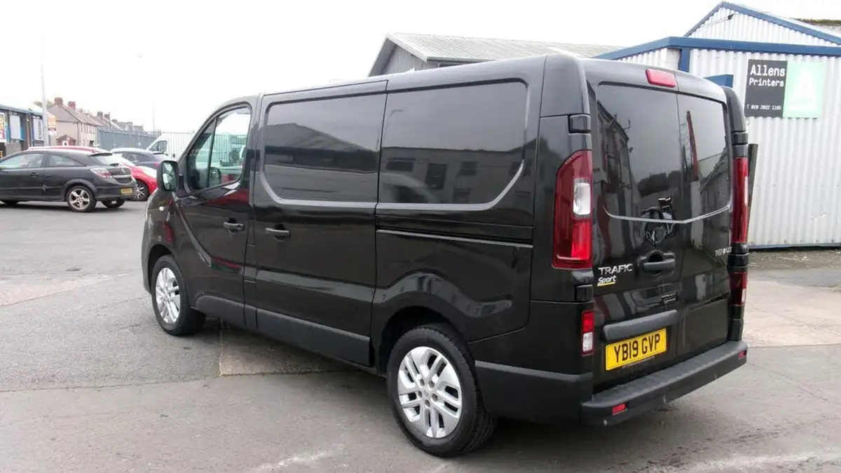 2019-renault-trafic-16dci-sl27-125-sport-nav-energy-125-e6-panel-van-big-10