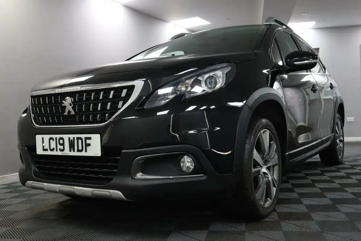 2019-peugeot-2008-suv-12-puretech-allure-130bhp-big-23