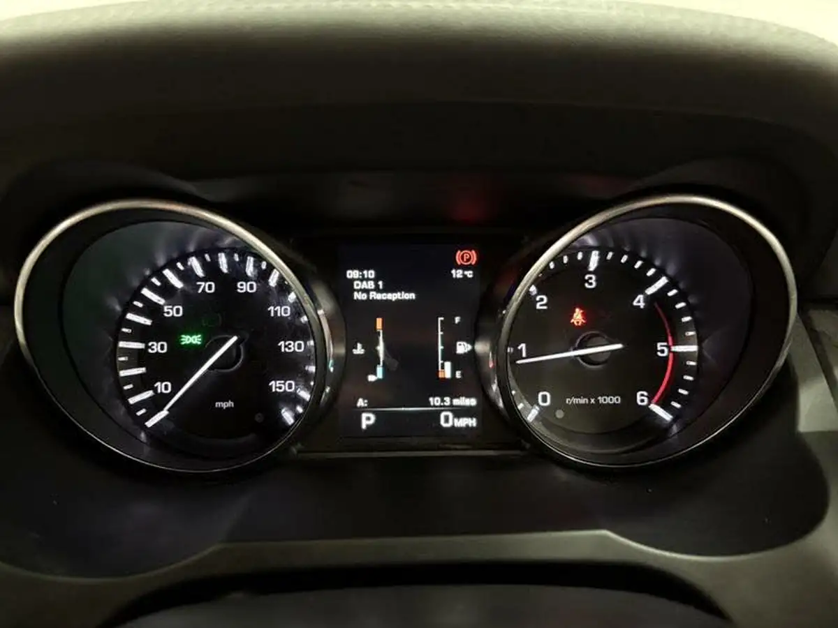 2015-land-rover-range-rover-evoque-22sd4-dynamic-hatchback-5d-auto-big-16