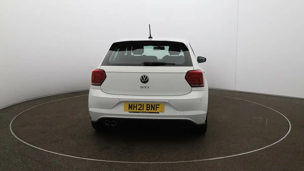 2021-volkswagen-polo-20-tsi-gti-big-49