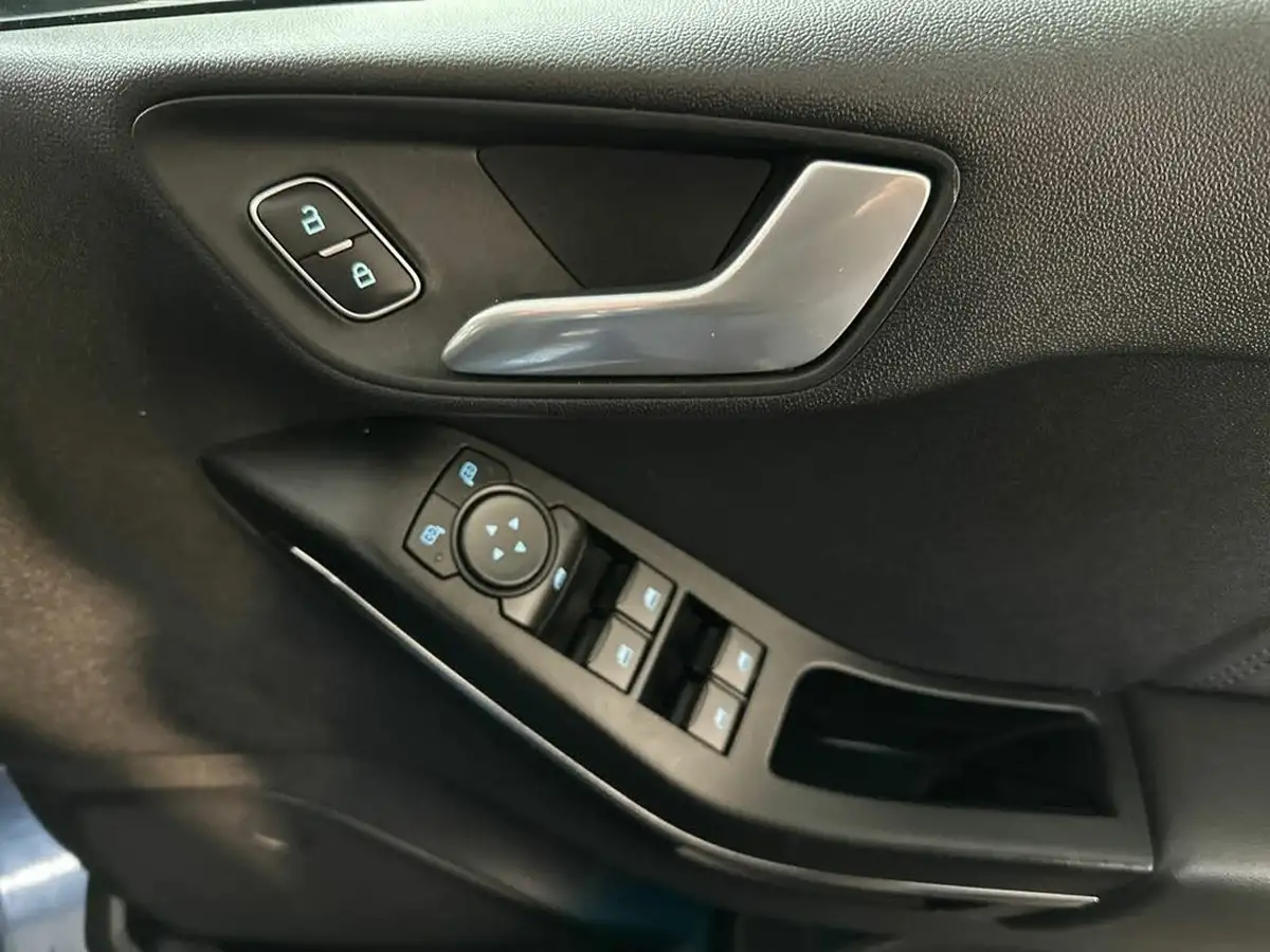 2023-ford-fiesta-10t-titanium-x-100ps-big-24