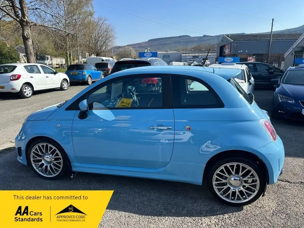 2013-abarth-500-big-8