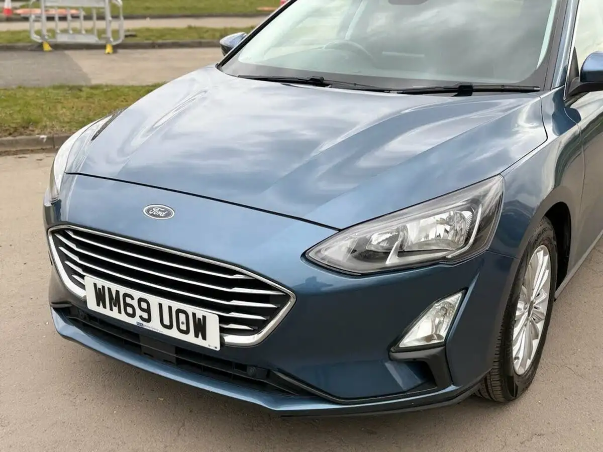 2019-ford-focus-10t-titanium-hatchback-big-26