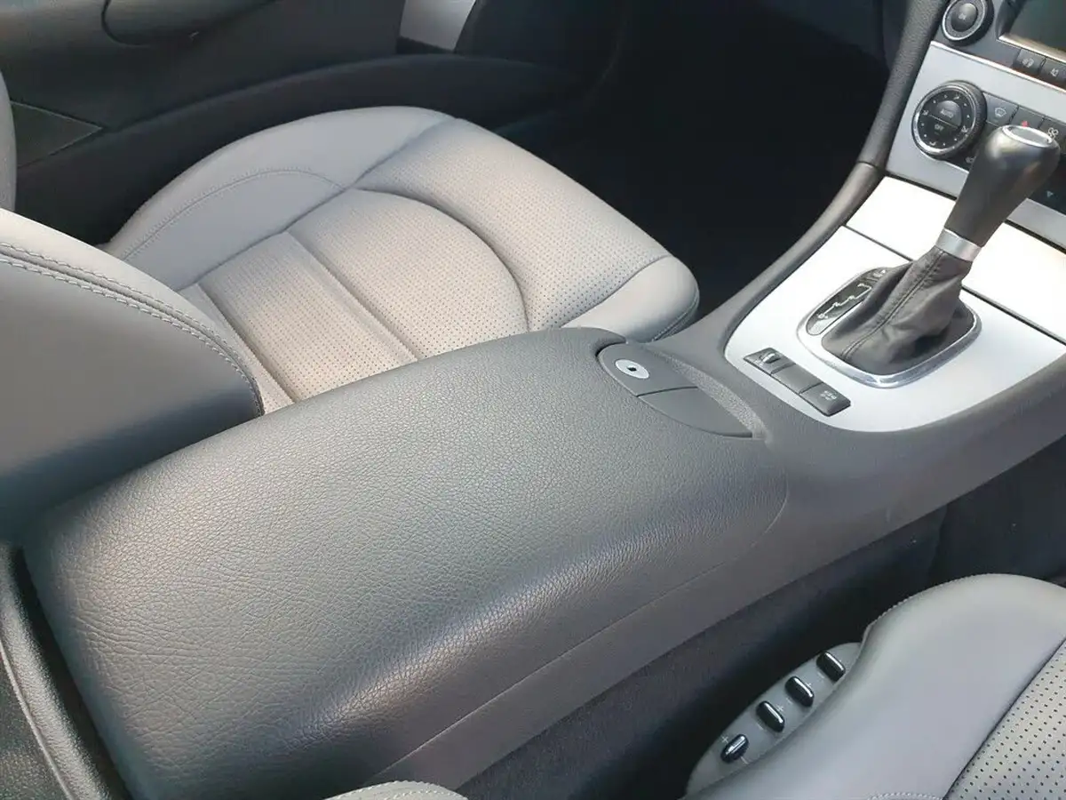 2009-mercedes-benz-clk-62-clk63-amg-coupe-big-39