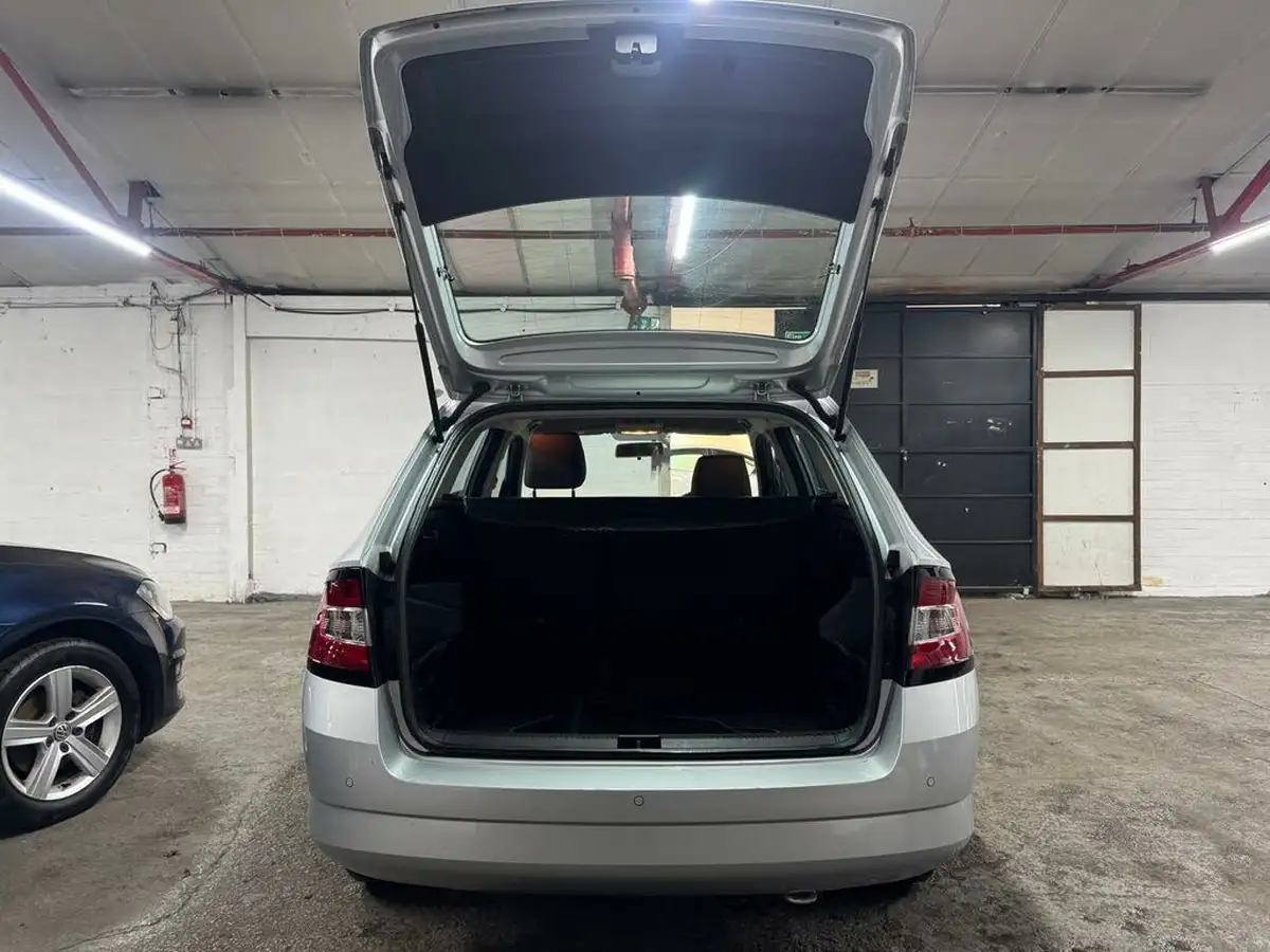 2016-skoda-fabia-12-tsi-se-90ps-estate-big-16