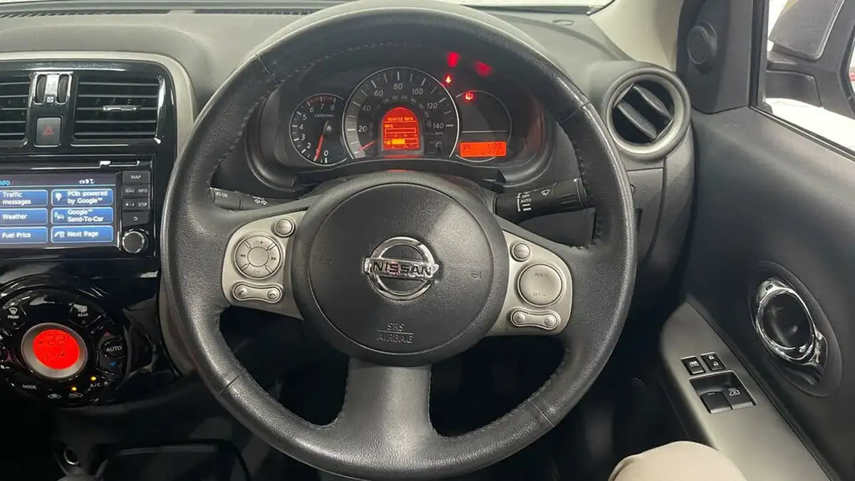 2014-nissan-micra-12-tekna-98ps-glass-roof-cvt-big-41