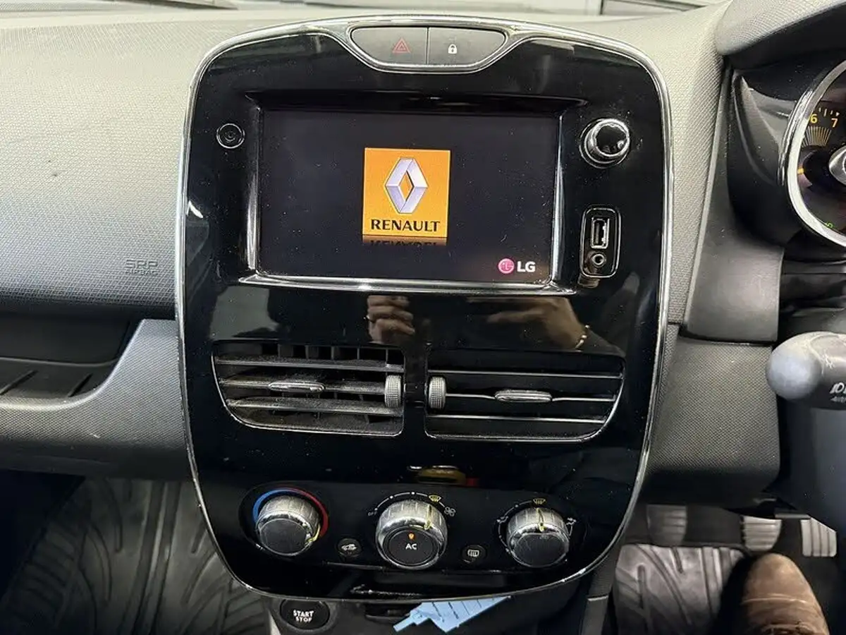2013-renault-clio-09-dynamique-eco-big-30